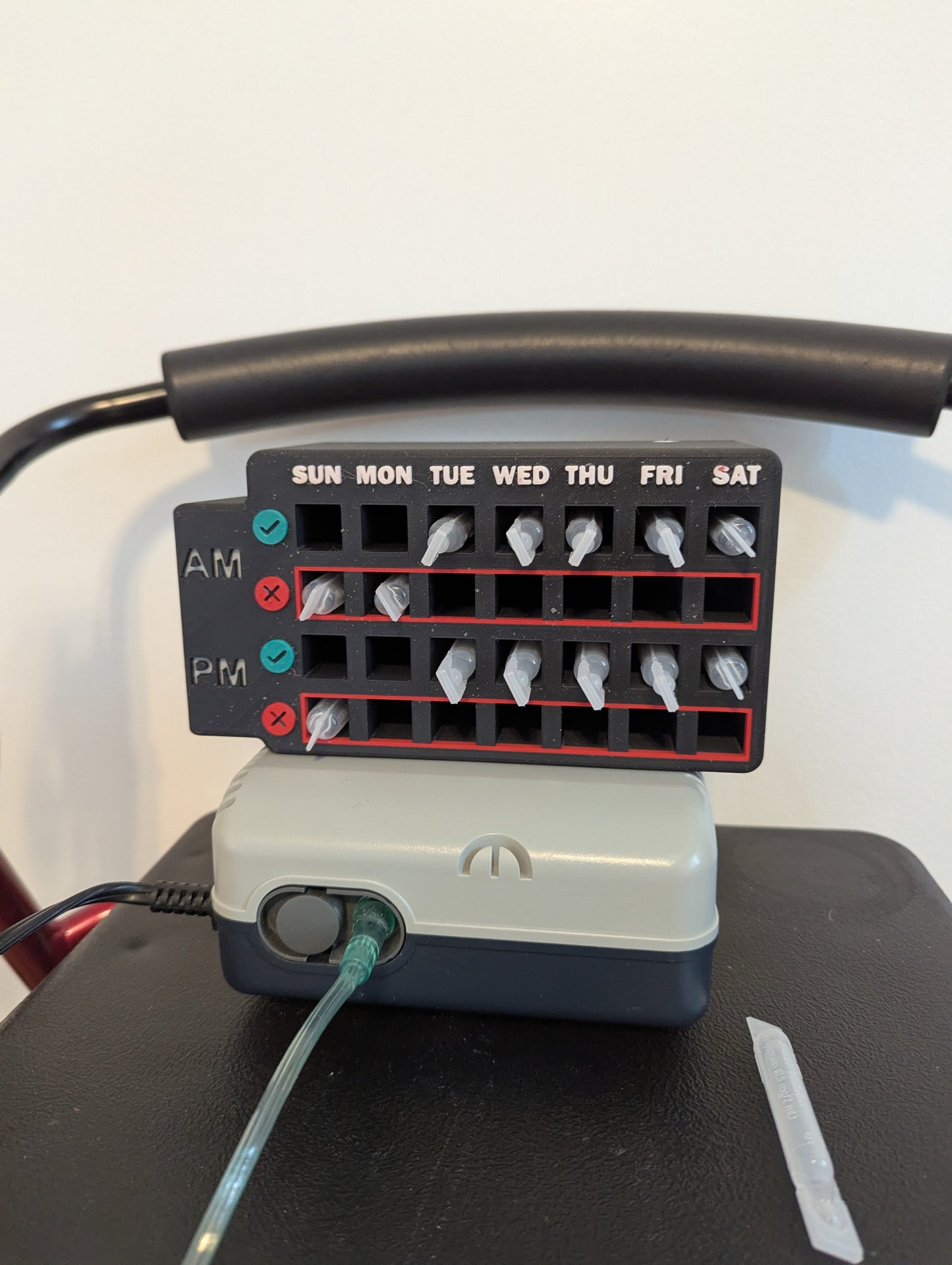 Medical Pod Organizer for Nebulizer – 7-Day AM/PM with Used/Unused Markers